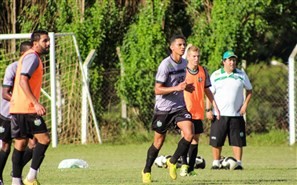 Maringá FC lidera grupo na segunda divisão do Paranaense